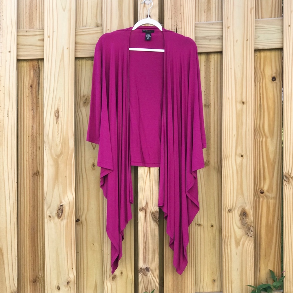 Asymmetrical pink NY&Co open front cardigan